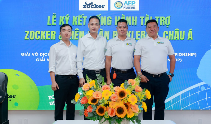 Vừa bóng đá, Zocker lại chơi lớn Pickleball