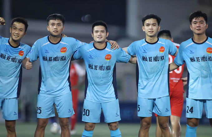 ĐKVĐ Thiên Khôi thảm bại, TIG FC vững ngôi đầu