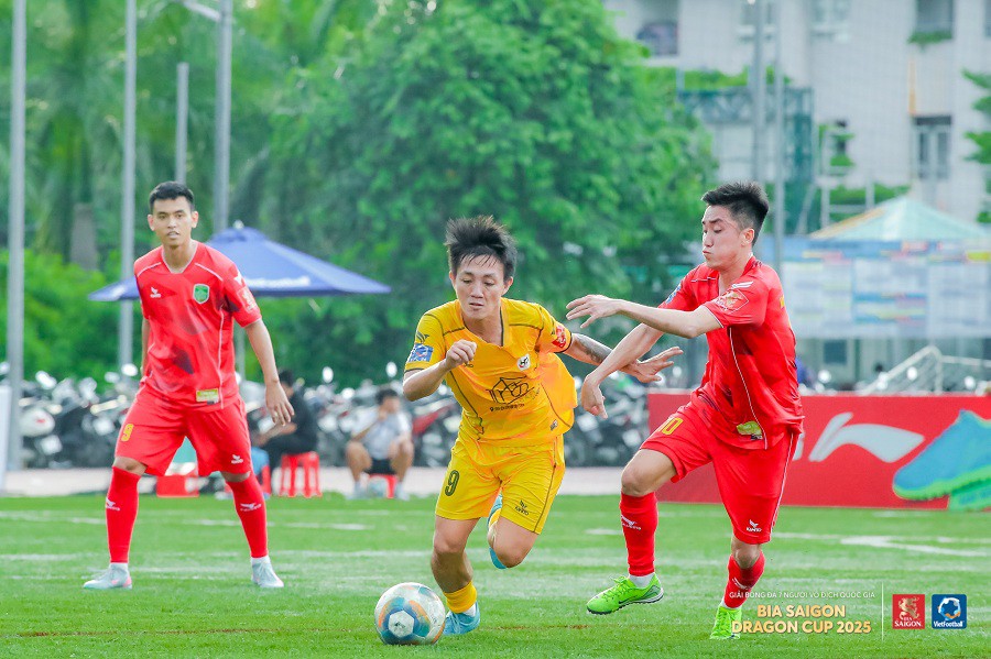 36 Hoàng Nông Thảo Vy vô địch giai đoạn 1 SPL-S5