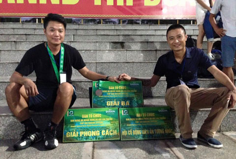 Mới chính thức dẫn dắt Moon Quang Trung từ mùa giải 2015 nhưng HLV Cường Puzo đã cùng bầu Dương đưa đội giành tấm HCĐ tại HPL S3