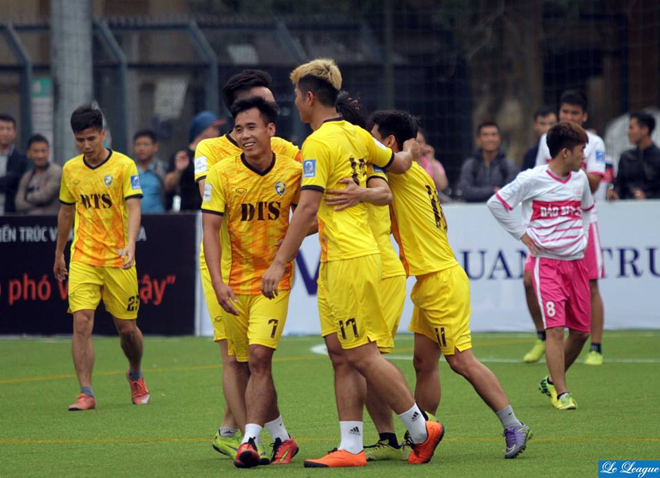 Dàn sao DTS rất thiện chiến - Ảnh: Vietfootball