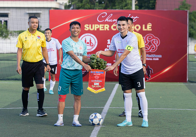 Đội FC Họ Lê Việt Nam giành Siêu cúp 2025 sau 1 tuần được thành lập