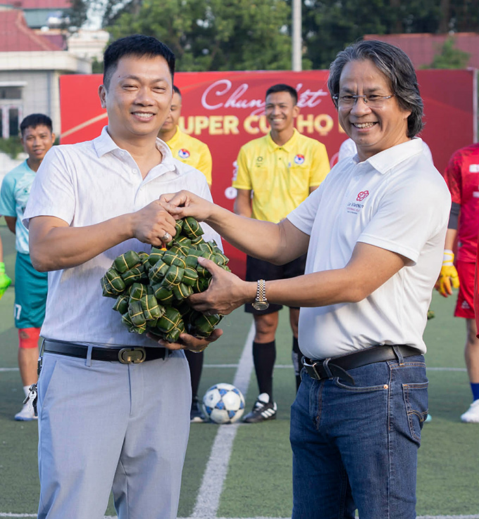 FC Họ Lê Việt Nam ra quân thắng lợi - lan tỏa yêu thương