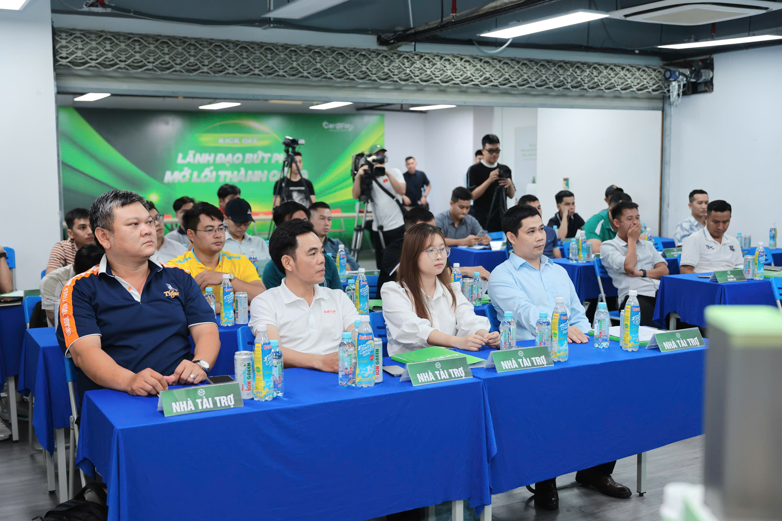 Bóng đá 6v6 lần đầu cập bến tại Việt Nam