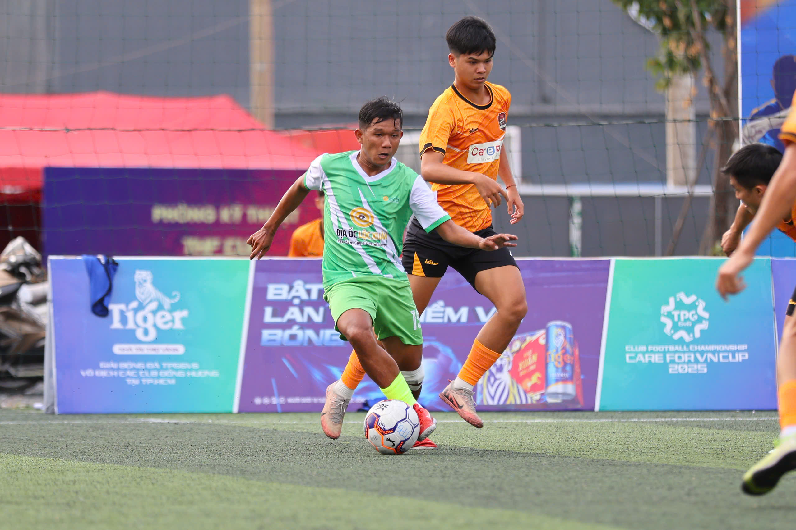 Khai mạc giải đấu 6 người đầu tiên ở Việt Nam