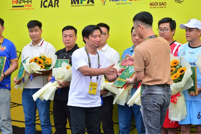 Zestech Cup 2025: Thắng đậm trận ‘siêu kinh điển’, nhà vô địch Store Detailing vẫn bị loại sớm