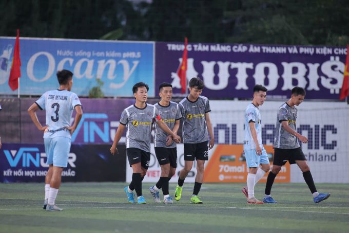 Zestech Cup 2025: Thắng đậm trận ‘siêu kinh điển’, nhà vô địch Store Detailing vẫn bị loại sớm