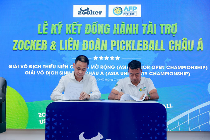 Vừa bóng đá, Zocker lại chơi lớn Pickleball