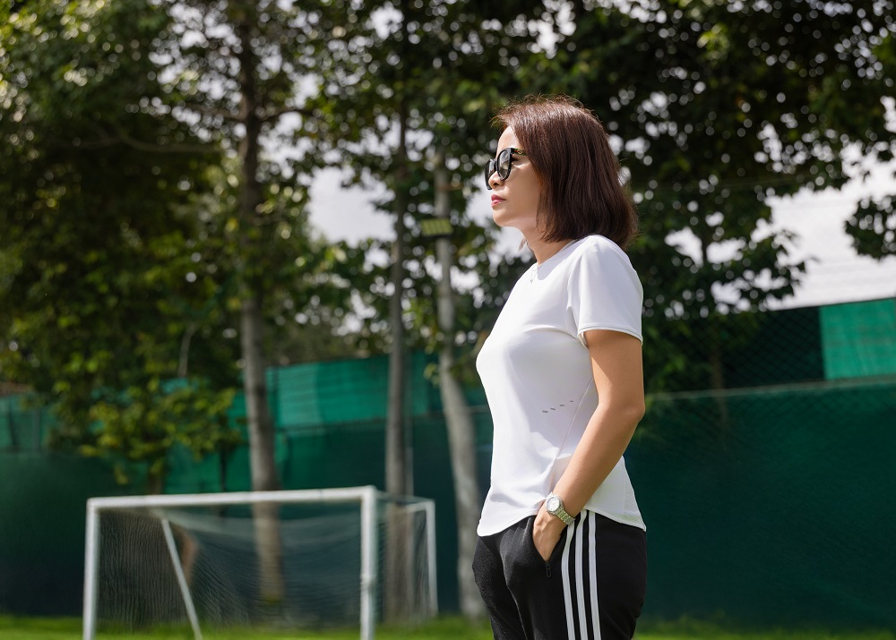 Bầu Truyền tái xuất cùng bóng đá