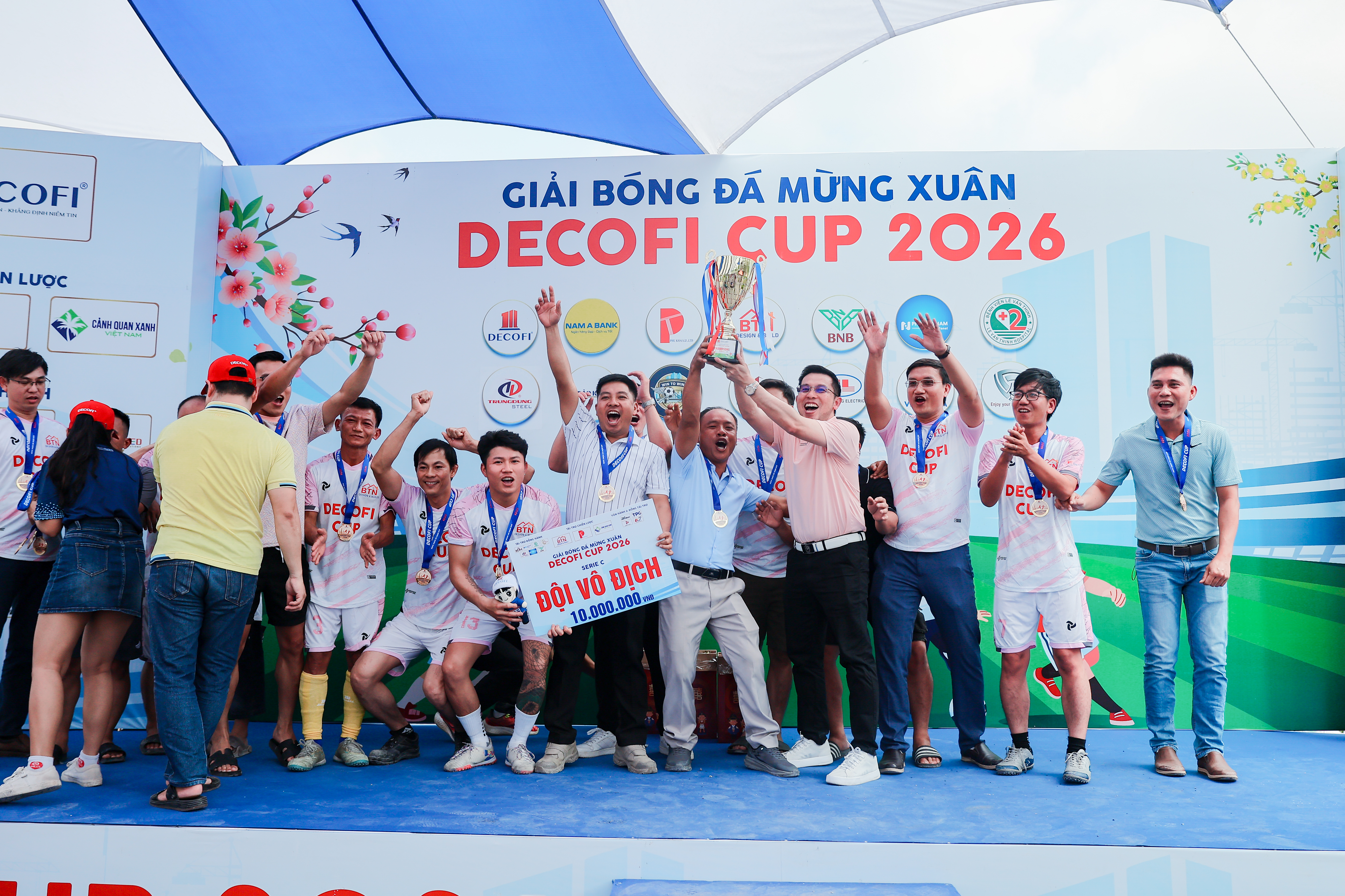 Bế mạc giải bóng đá mừng Xuân - Decofi Cup 2026