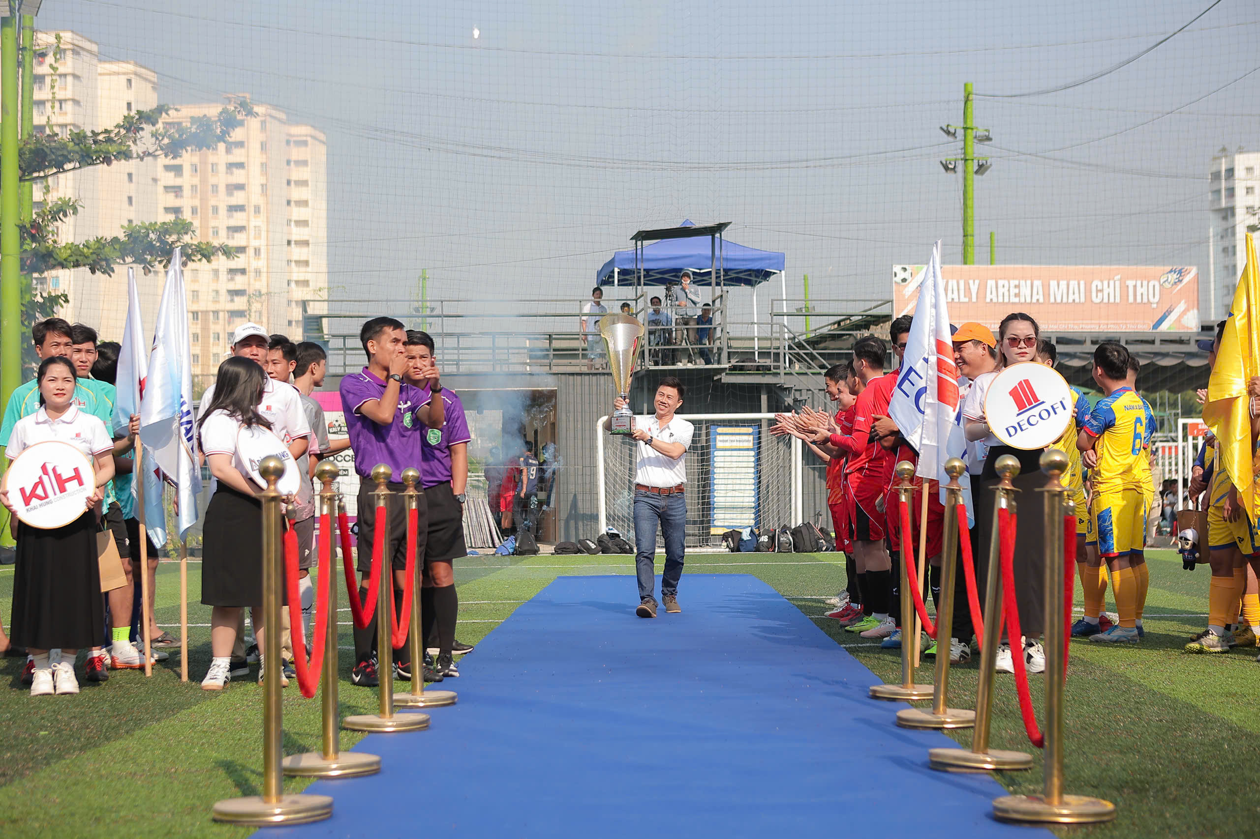 Sôi nổi giải bóng đá mừng Xuân - Decofi Cup 2026