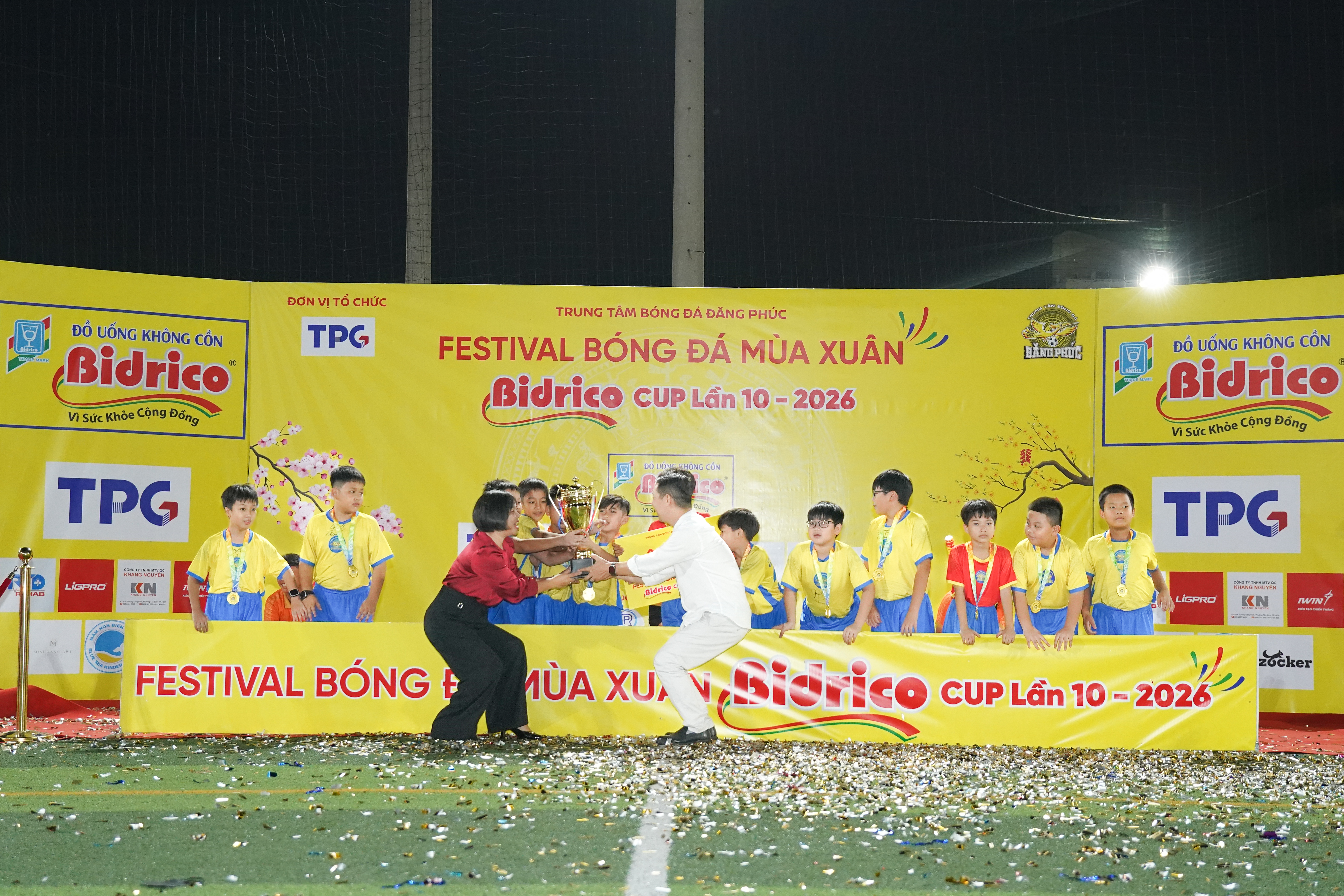 Trung tâm bóng đá Đăng Phúc lan tỏa yêu thương tại Festival bóng đá mùa Xuân 2026