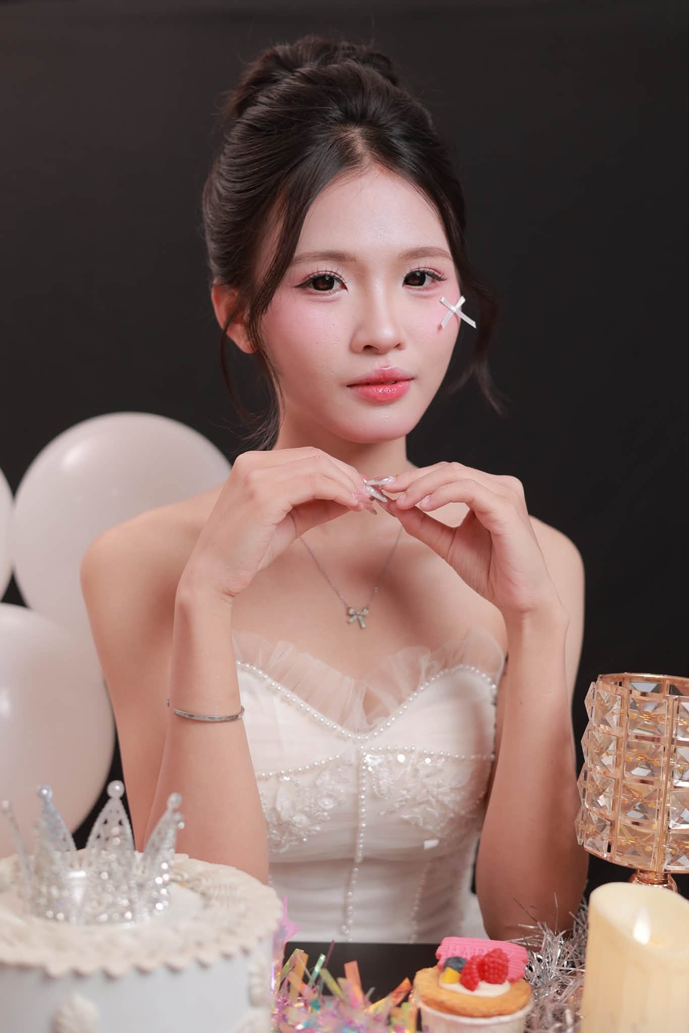 Thảo Nguyên: Cô gái nhỏ nhắn nhưng kiên định với tình yêu bóng đá