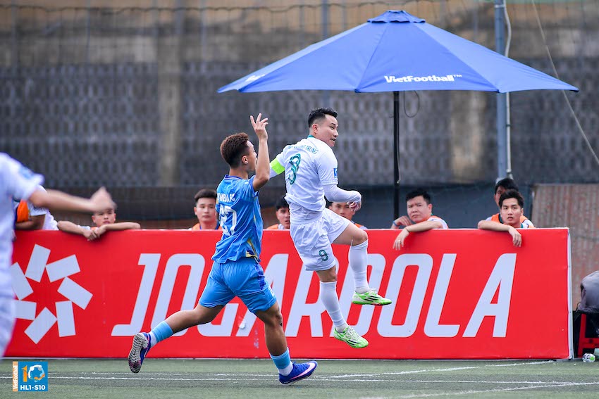 Đội hình Dầu Khí Đông Á ngày ra quân có tới 5/7 người từng chơi cho HG La Giang