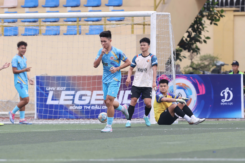 Bàn thắng duy nhất của Vũ Thế Đan giúp JMB Media ca khúc khải hoàn trước MUVN