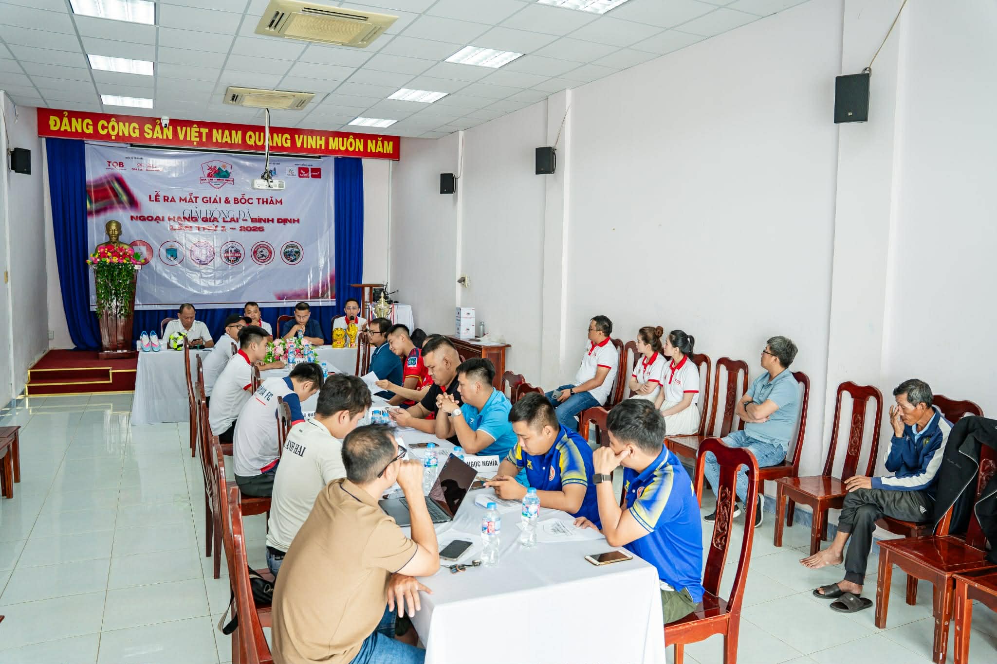 39927b60-59a1-431f-82c6-139cfb0fb9a8