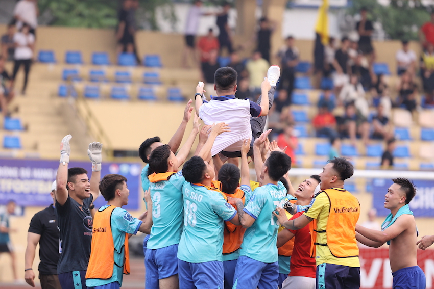 Trận Chung kết giữa DTS và Sao diễn ra đầy cân bằng