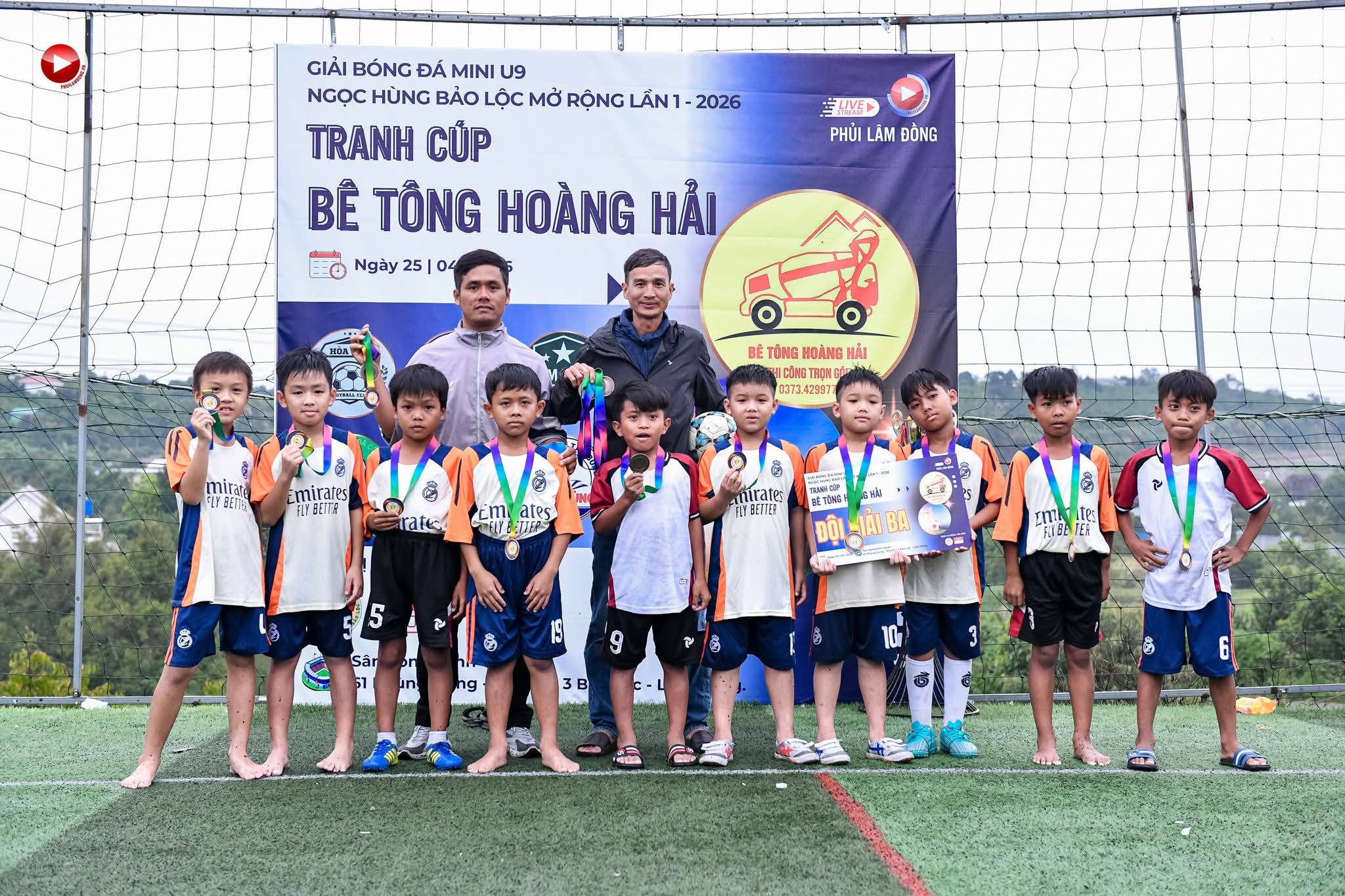 Giải bóng đá Mini U9 Ngọc Hùng Bảo Lộc mở rộng lần 1 đã tìm ra nhà vô địch