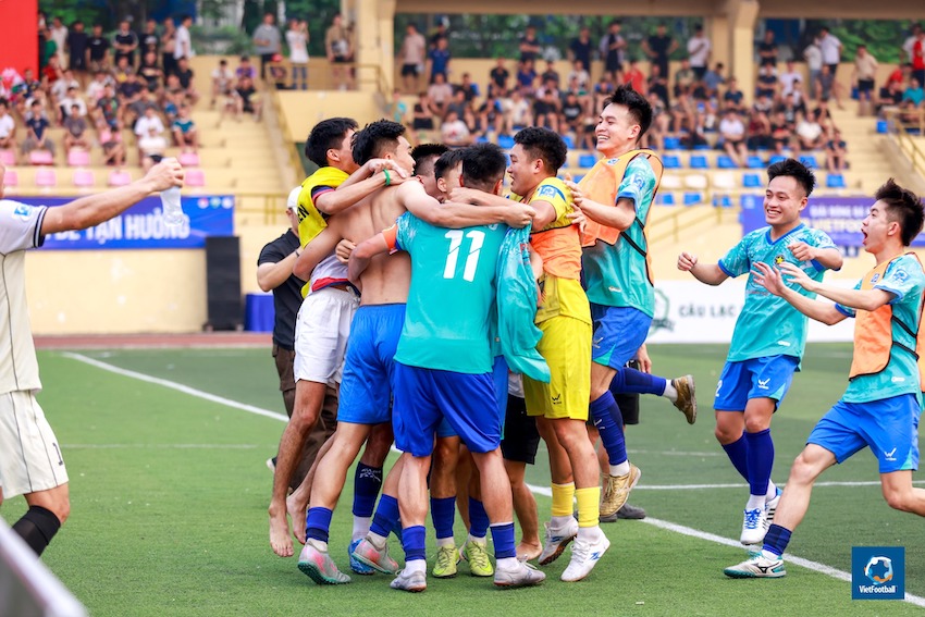 FC Sao là nhà ĐKVĐ của HL1-S10 