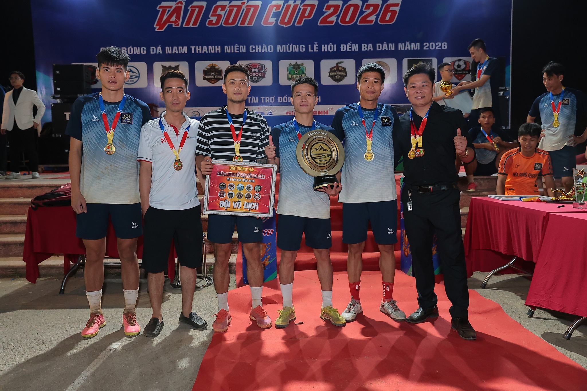 FC Hoa Đông lên đỉnh Tân Sơn cúp 2026