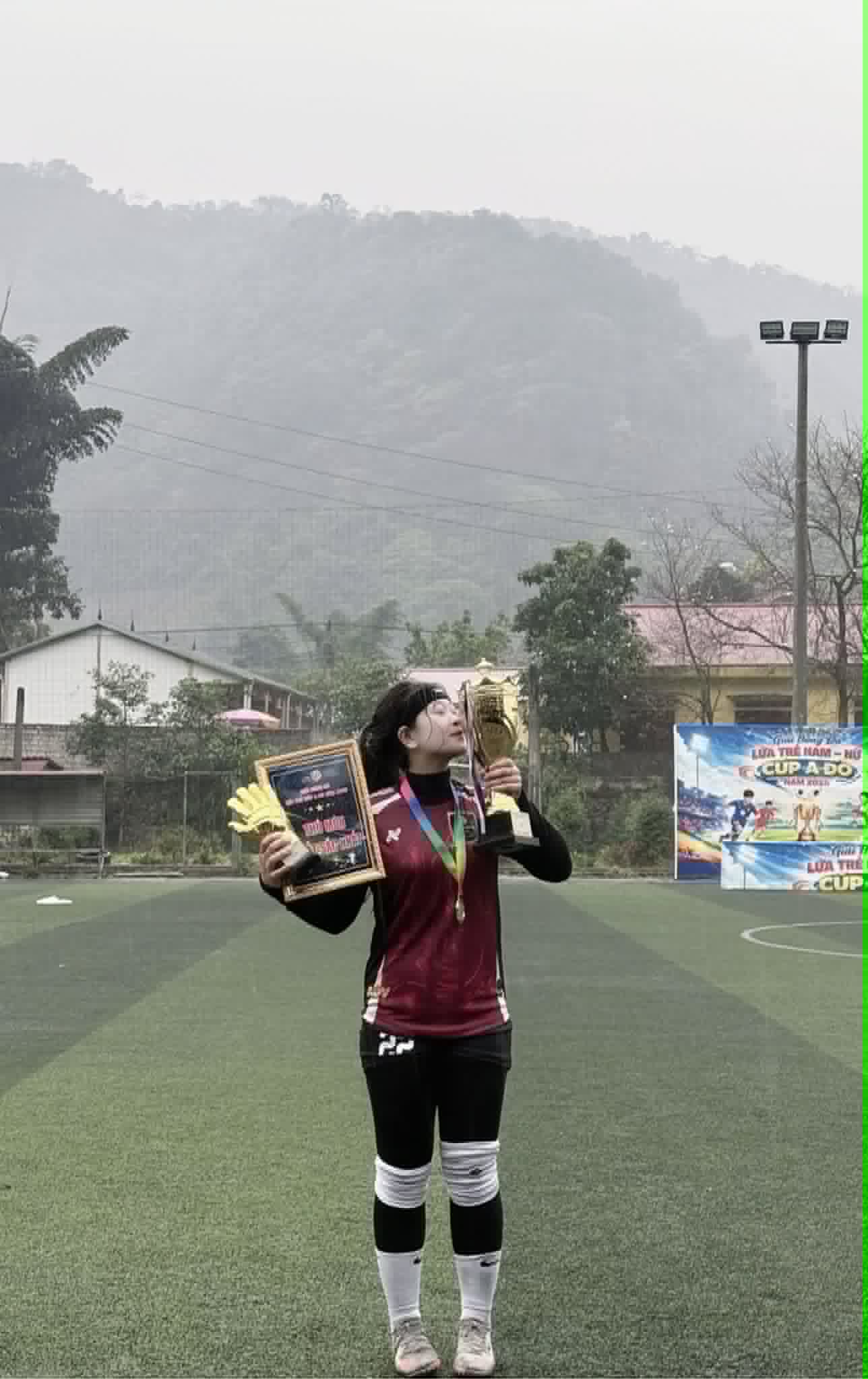 Lương Thảo My: Chuyên gia săn cúp, thần tượng Lionel Messi