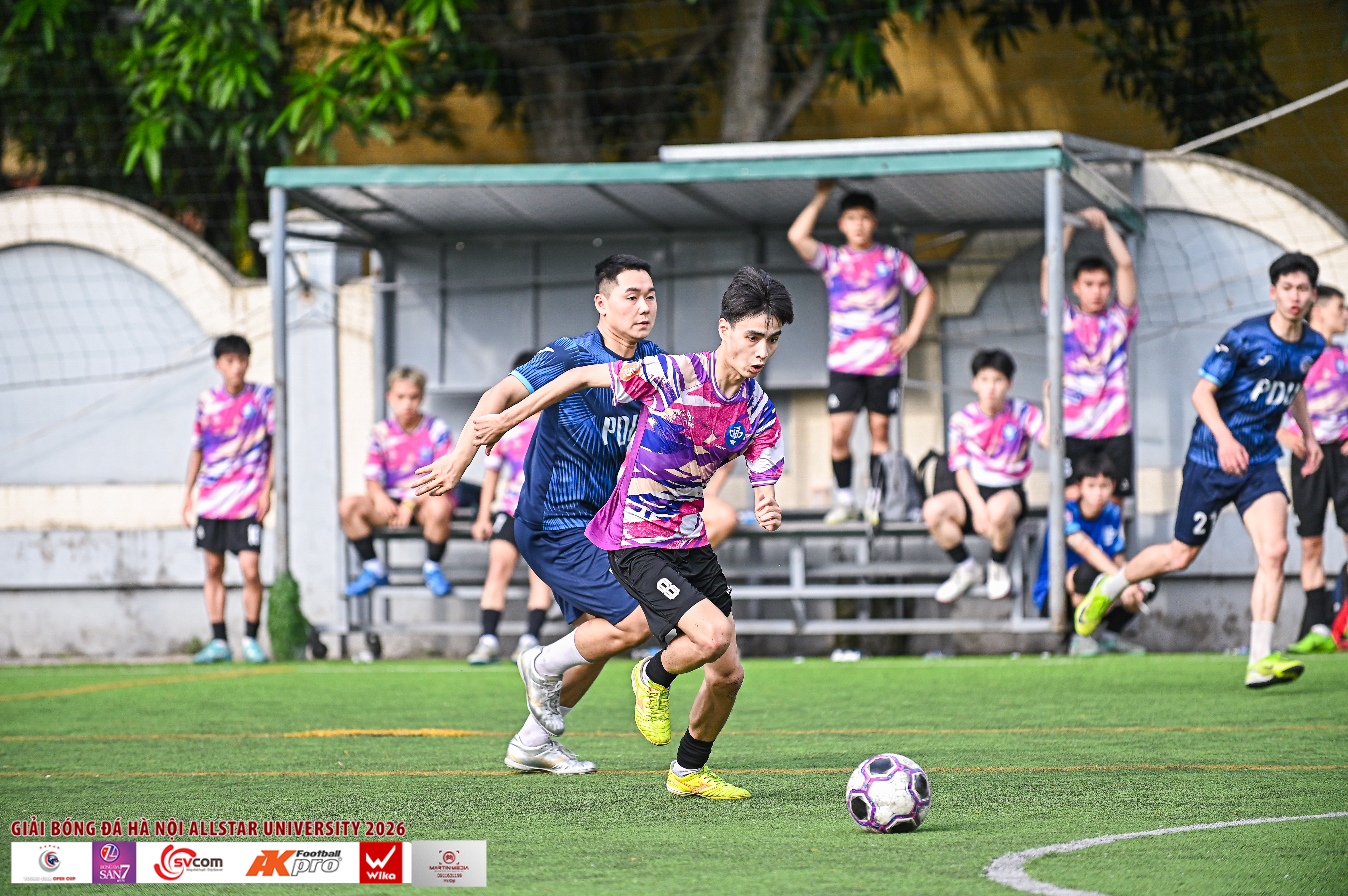 Kịch tính vòng khai mạc giải bóng đá Hà Nội Allstar University mùa 2