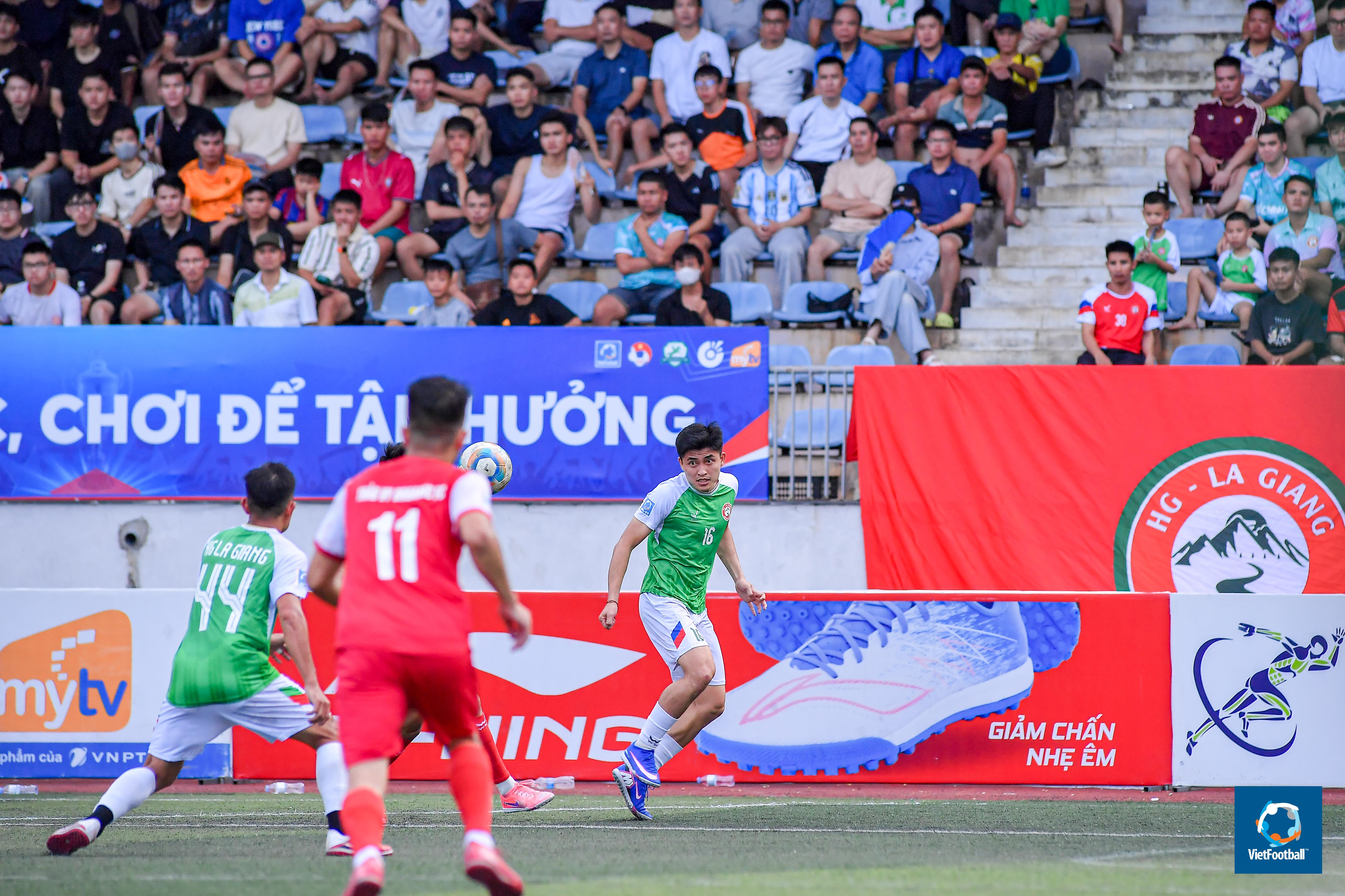 Li-Ning là thương hiệu đồng hành cùng Giải bóng đá 7 người Vô địch Quốc gia NetSpace Cup 2026 (VPL-S7)