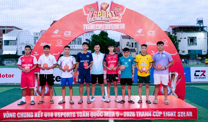 Sân chơi này là bệ phóng cho các cầu thủ trẻ