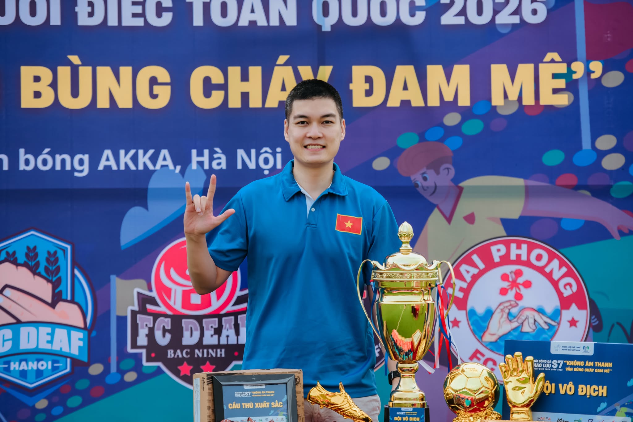 Khát vọng không âm thanh nhưng ngọn lửa đam mê luôn bùng cháy