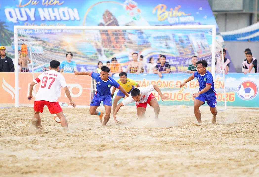 Tài Ngân Quy Nhơn giành hạng Ba giải Bóng đá bãi biển VĐQG 2026