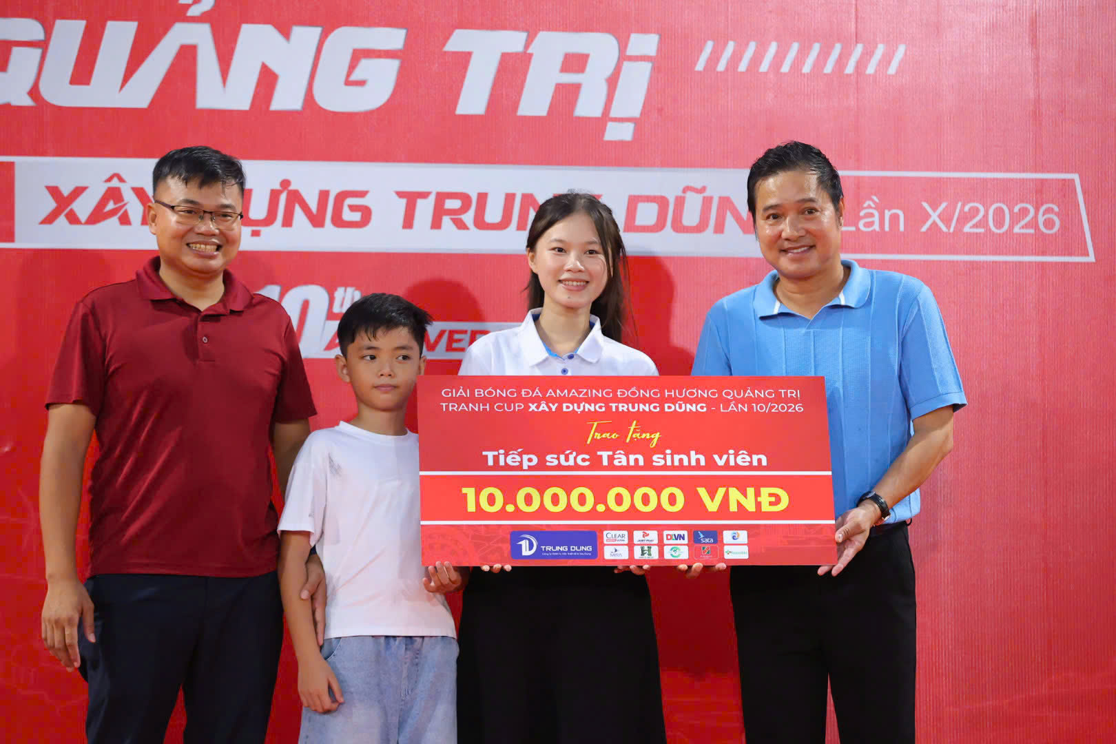 Danh thủ Hồng Sơn gây sốt tại giải Đồng hương Quảng Trị 2026